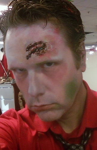 J.C. Ma�ek III... 

Is Sam's Last Name  'Hain'?!